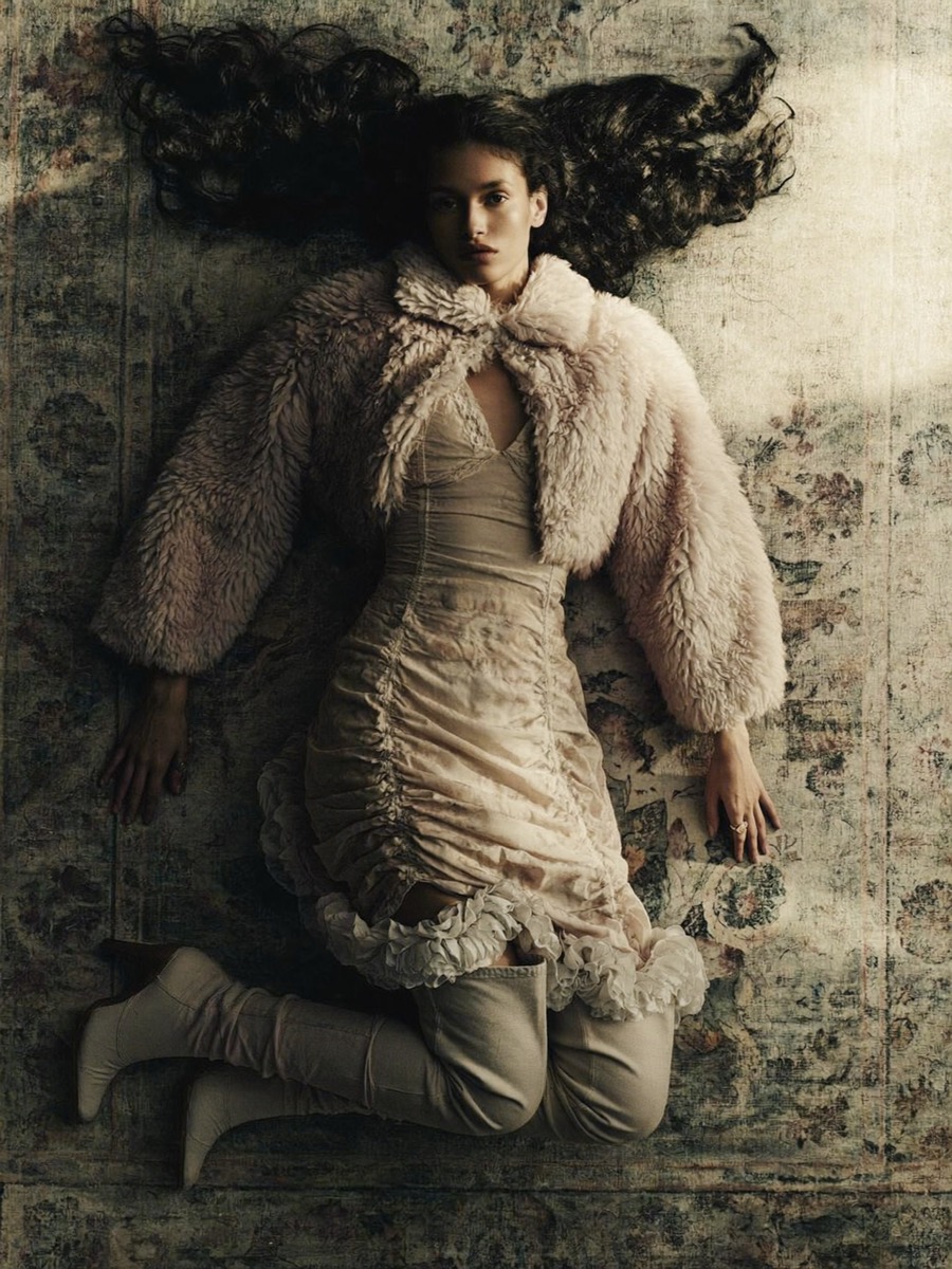 暗调飘逸 — AI 风格化写真